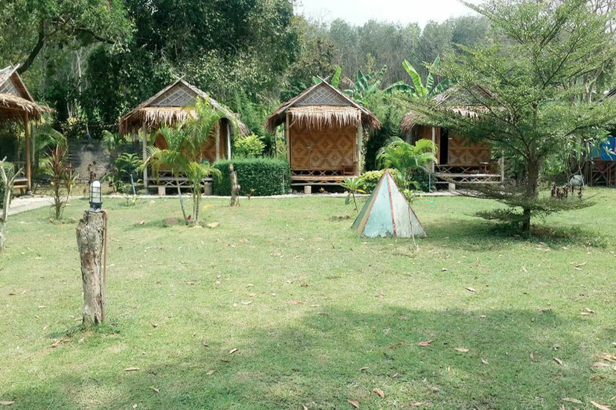 Unseen Bungalow Koh Lanta Exterior photo